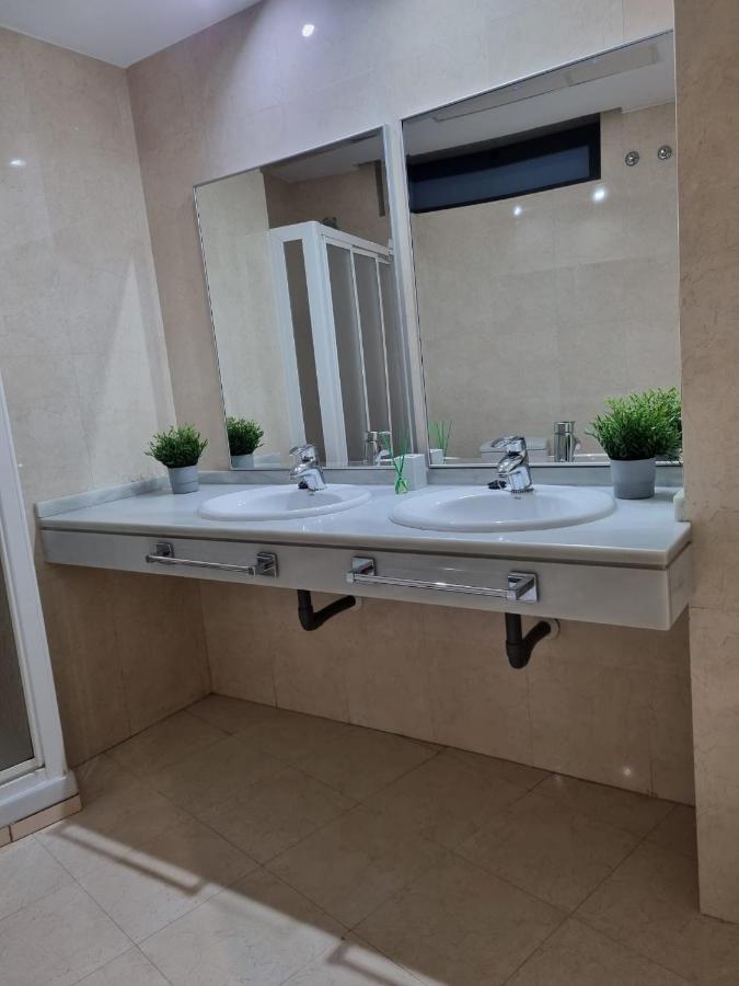 San Bernardo Family Apartment إشبيلية المظهر الخارجي الصورة