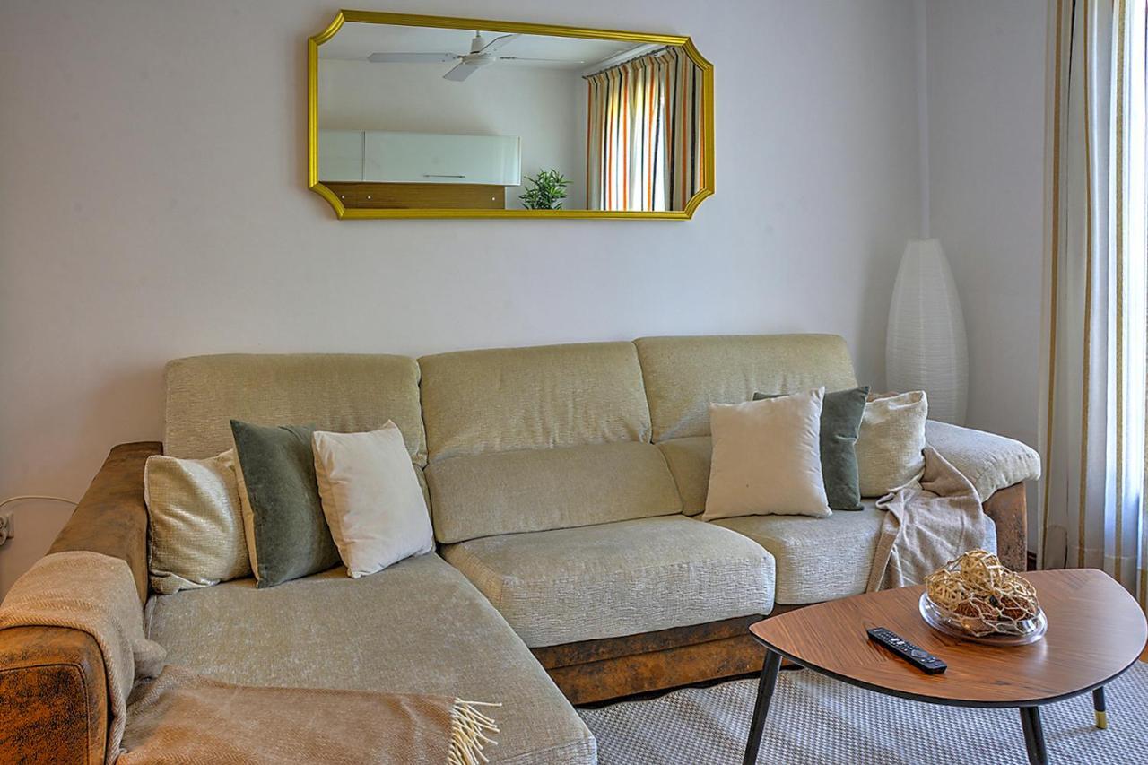 San Bernardo Family Apartment إشبيلية المظهر الخارجي الصورة